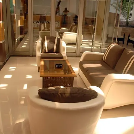 Hotel Diamore 3*